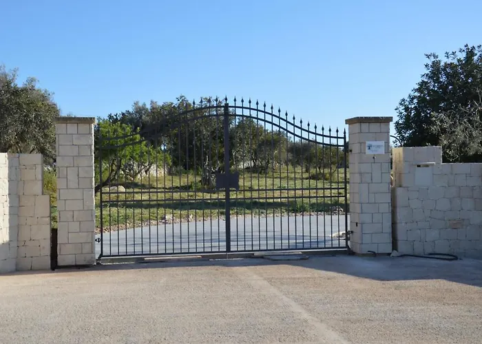 Camping Il Carrubo House