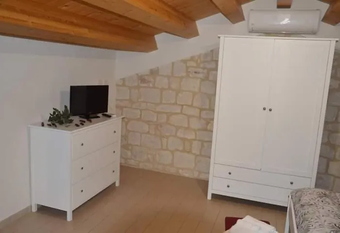 Camping Il Carrubo House *